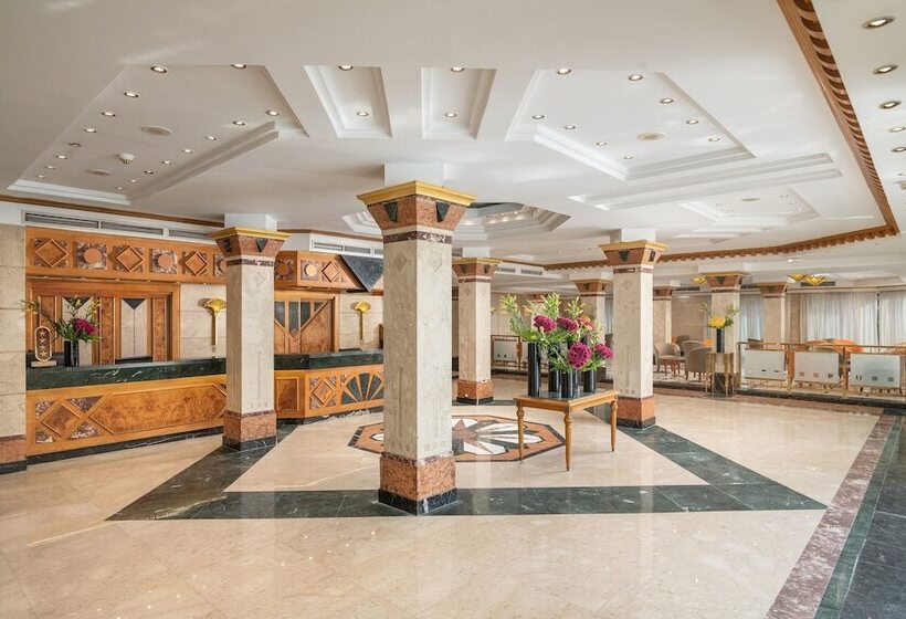 هتل Pyramids Resort by Jaz