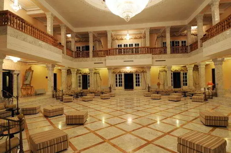 Hotel Villa Clara Hana Palace