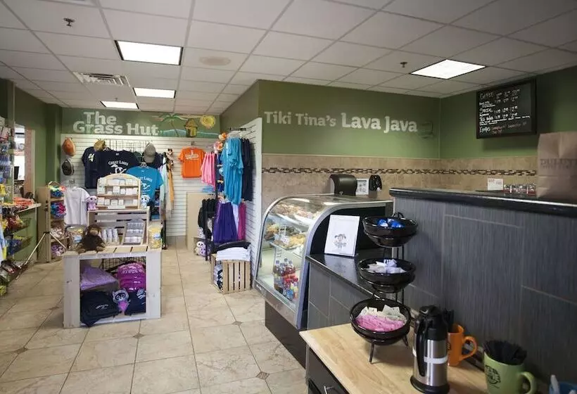 Edgewater Hotel & Waterpark