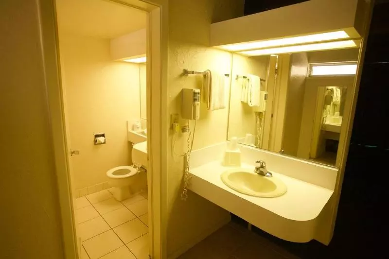 Golden Host Resort  Sarasota