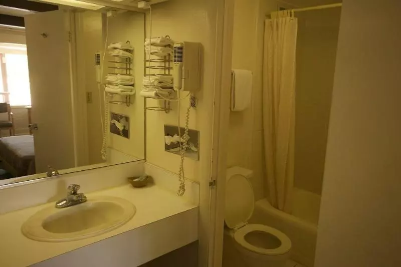 Golden Host Resort  Sarasota