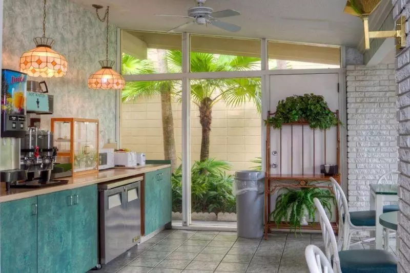 Golden Host Resort  Sarasota