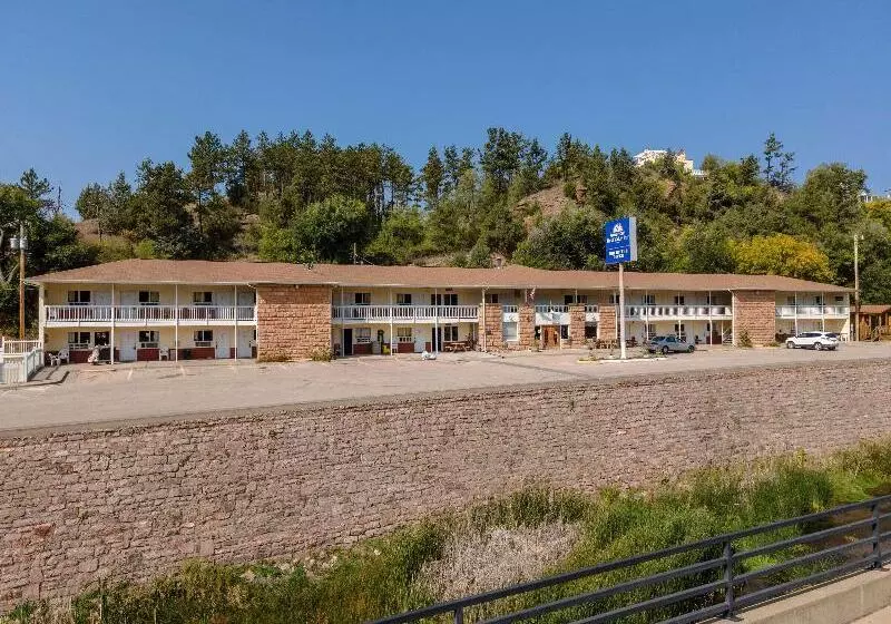 בית מלון כפרי Americas Best Value Inn By The River Hot Springs