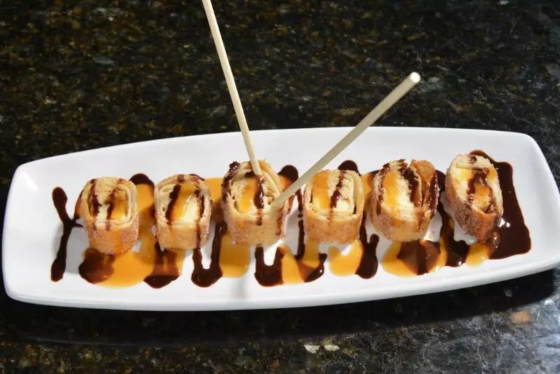 Отель Beachcomber Resort & Club