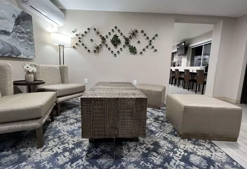 Отель Best Western El Rancho Palacio