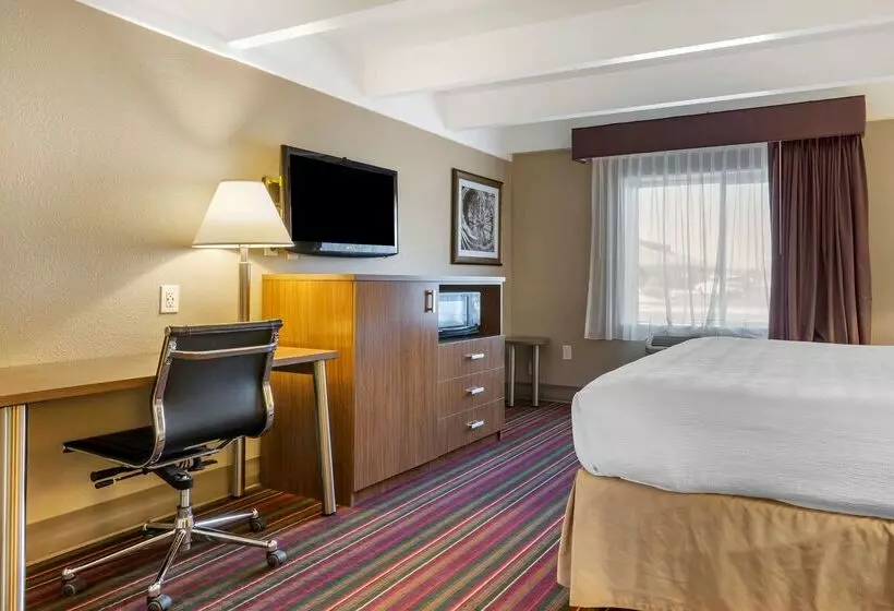 Отель Best Western El Rancho Palacio