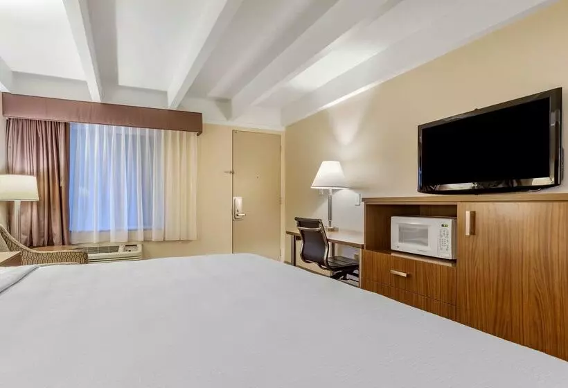 Отель Best Western El Rancho Palacio