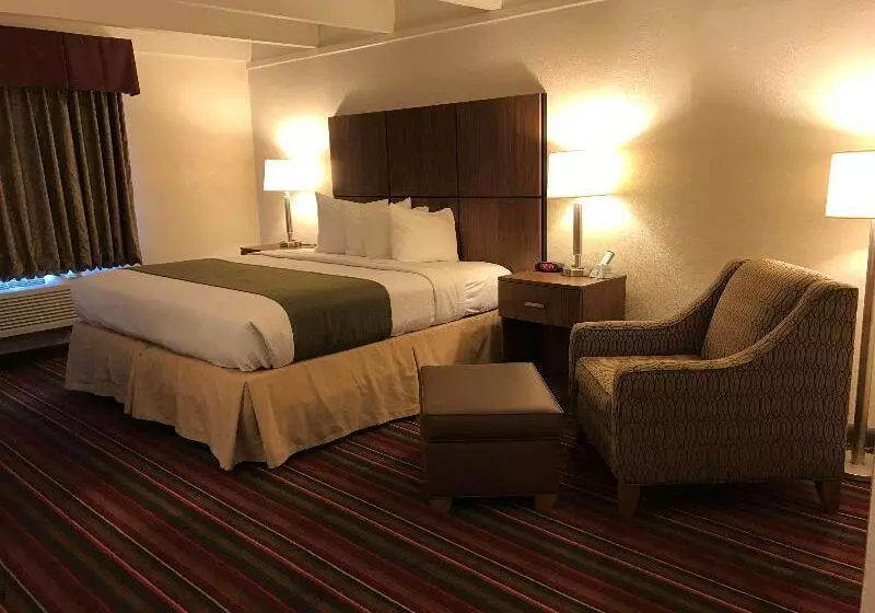 Отель Best Western El Rancho Palacio