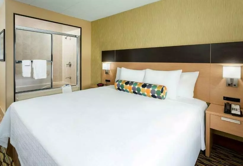 Отель Best Western Leisure Inn