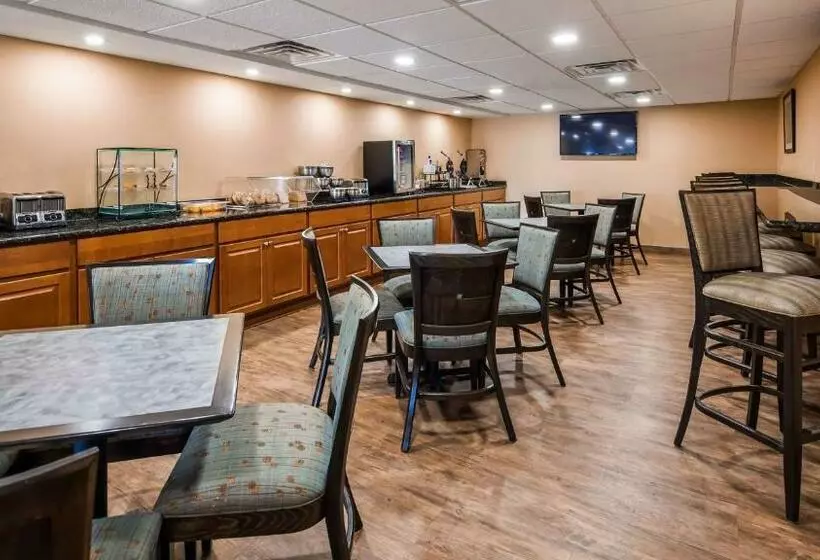 Отель Best Western Leisure Inn