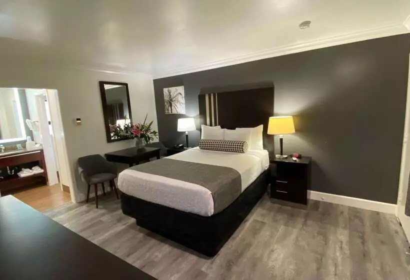 فندق Best Western Park Crest Inn