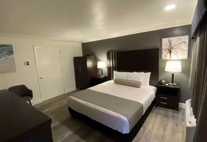 فندق Best Western Park Crest Inn