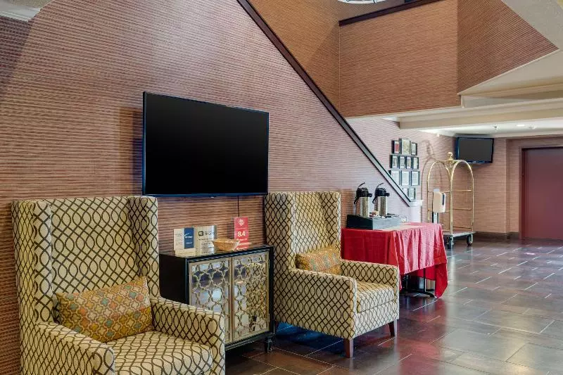 فندق Best Western Plus Brookside Inn