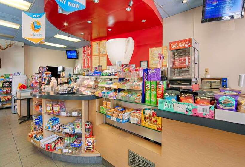 בית מלון כפרי Best Western Plus Dragon Gate Inn