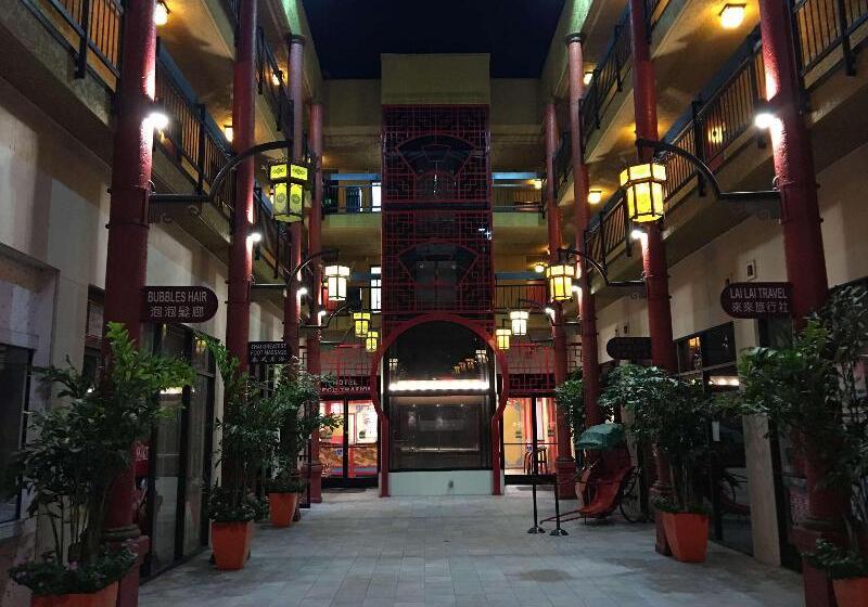 בית מלון כפרי Best Western Plus Dragon Gate Inn