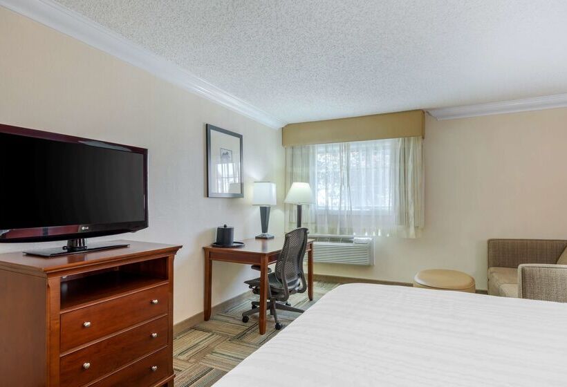 هتل Best Western Plus Loveland Inn