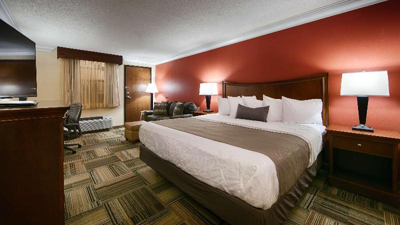 هتل Best Western Plus Loveland Inn