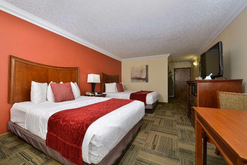 هتل Best Western Plus Loveland Inn