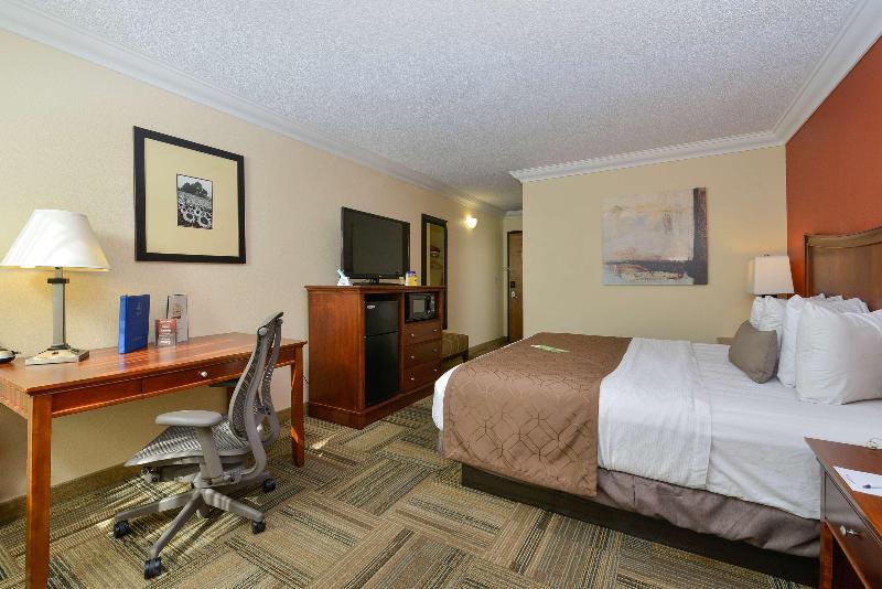 هتل Best Western Plus Loveland Inn