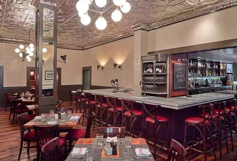 Hotel Best Western Plus The Normandy Inn & Suites