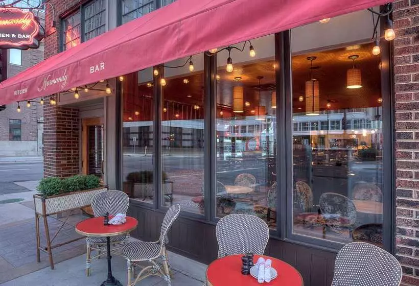 Hotel Best Western Plus The Normandy Inn & Suites