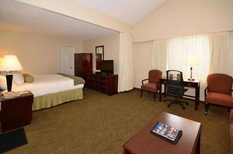 בית מלון כפרי Dinosaur Inn & Suites