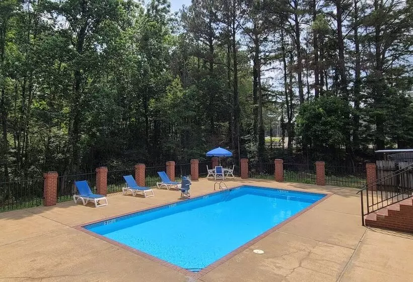 Отель Econo Lodge