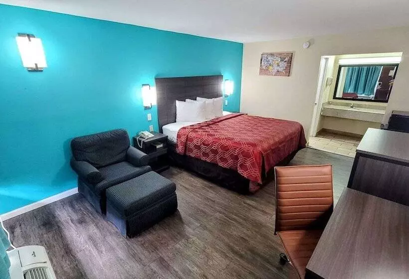 Отель Econo Lodge