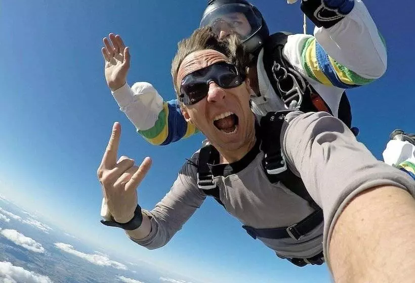 Magnuson Hotel Fowlerville