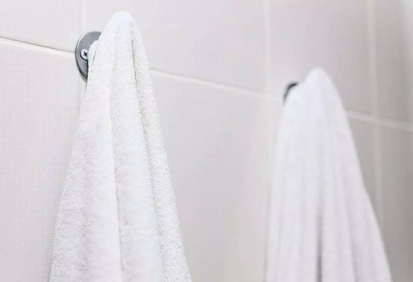 Magnuson Hotel Fowlerville