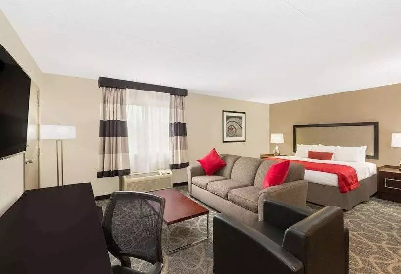 Szálloda Clarion Inn Des Moines Airport