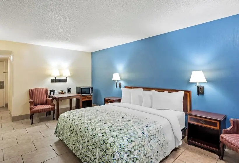 ホテル Red Roof Inn Yuba City Bonanza   Marysville