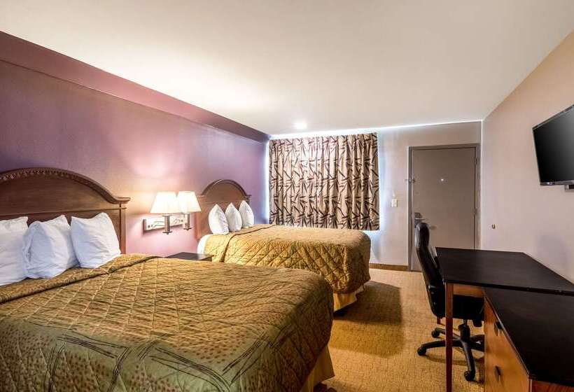 فندق Rodeway Inn