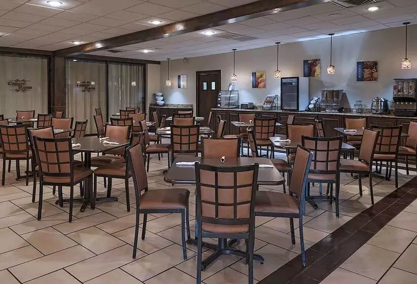 فندق Stevens Inn A Howard Johnson By Wyndham