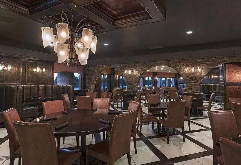 فندق Stevens Inn A Howard Johnson By Wyndham