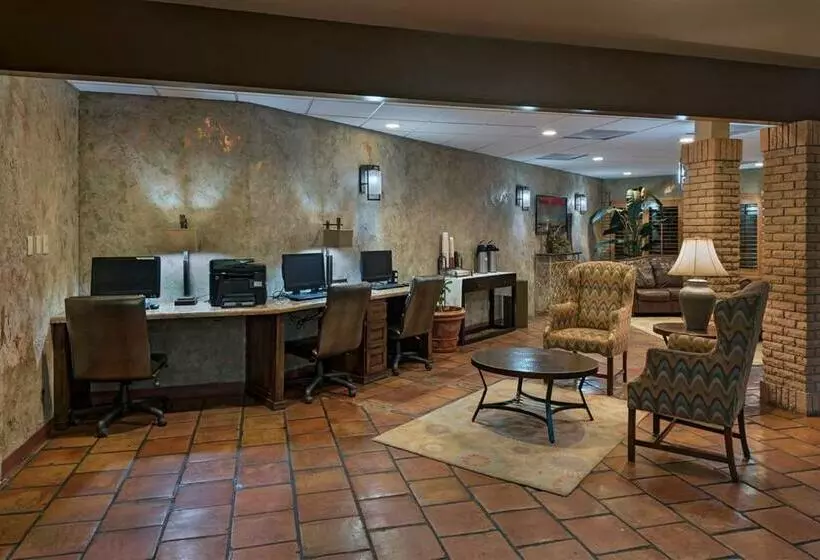 فندق Stevens Inn A Howard Johnson By Wyndham