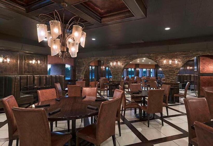 Otel Stevens Inn A Howard Johnson By Wyndham