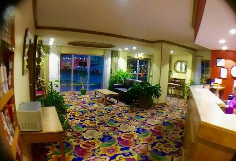 בית מלון כפרי Sunrise Inn