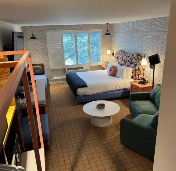 هتل The Adler A Hollywood