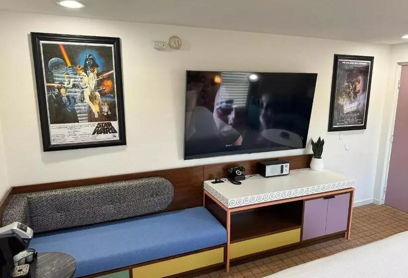 هتل The Adler A Hollywood