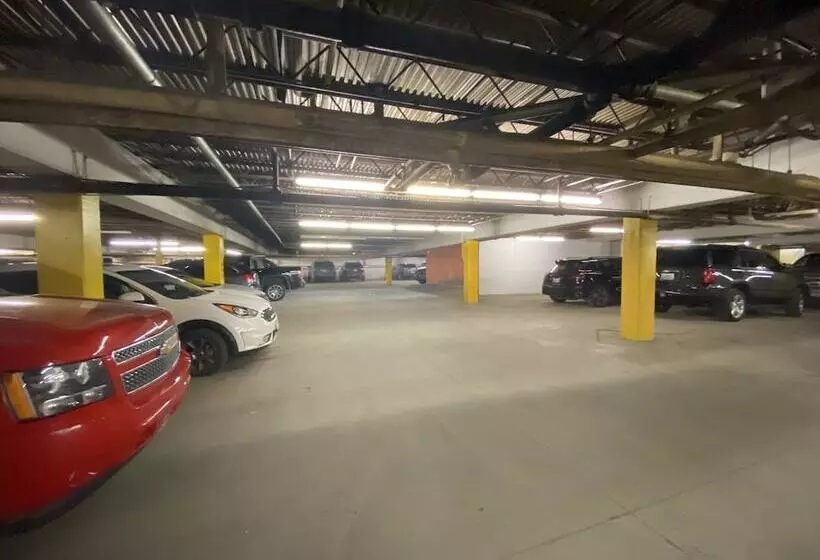 فندق Travelodge By Wyndham Great Falls