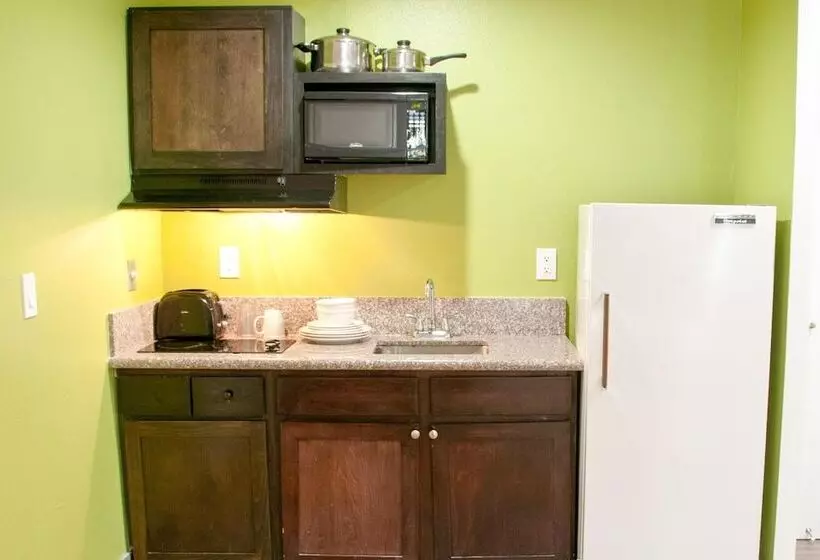 モーテル Studio 6 Portland Or