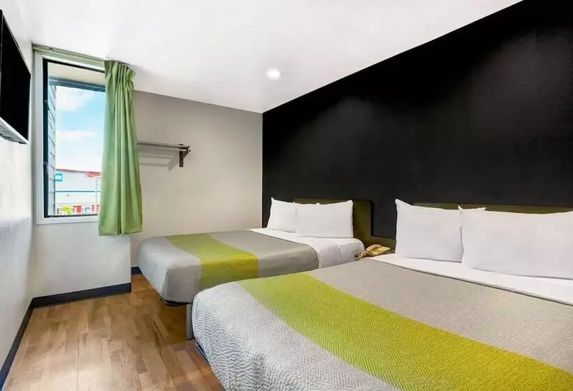 モーテル Studio 6 Portland Or