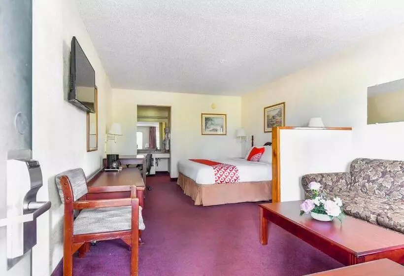 OYO Hotel Tyler Lindale