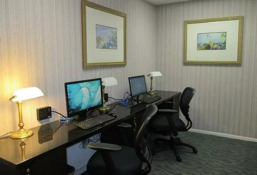 酒店 Best Western Plus San Pedro & Suites