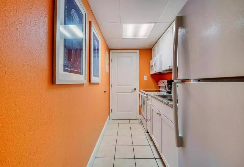 The Caravelle Resort