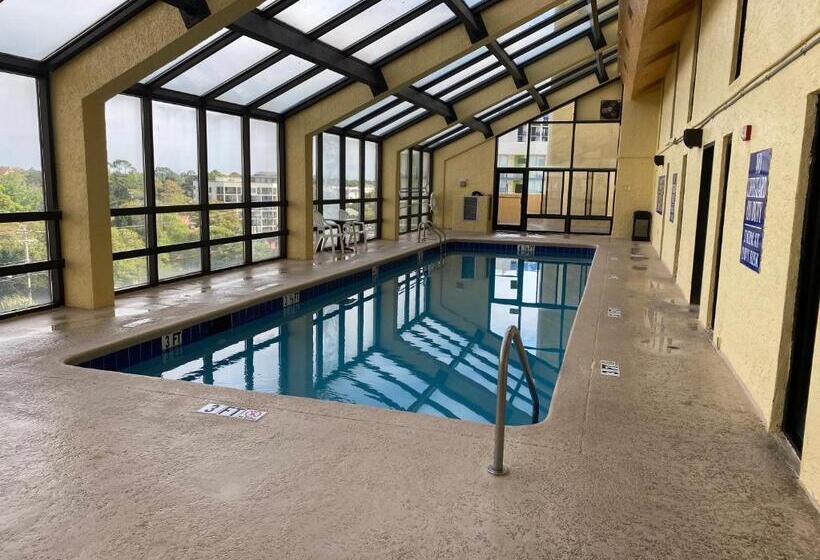 The Caravelle Resort