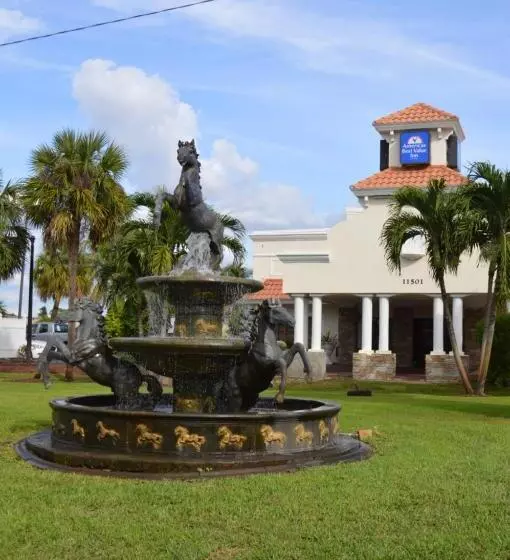 Отель Americas Best Value Inn Fort Myers