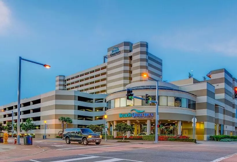 هتل Beach Quarters Resort