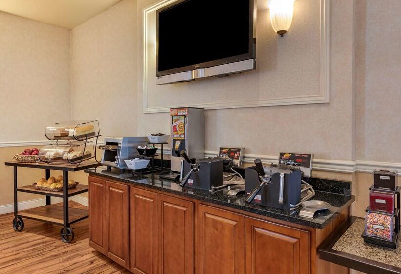 هتل Best Western Plus Royal Oak